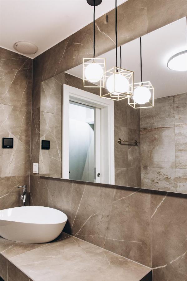 Like Home 2 Sauna,Jacuzzi & Spa Swidnica  Luaran gambar